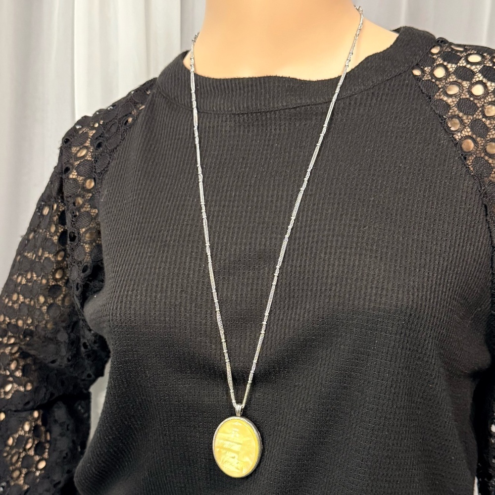 Reversible Long Necklace - Picture 3 of 16